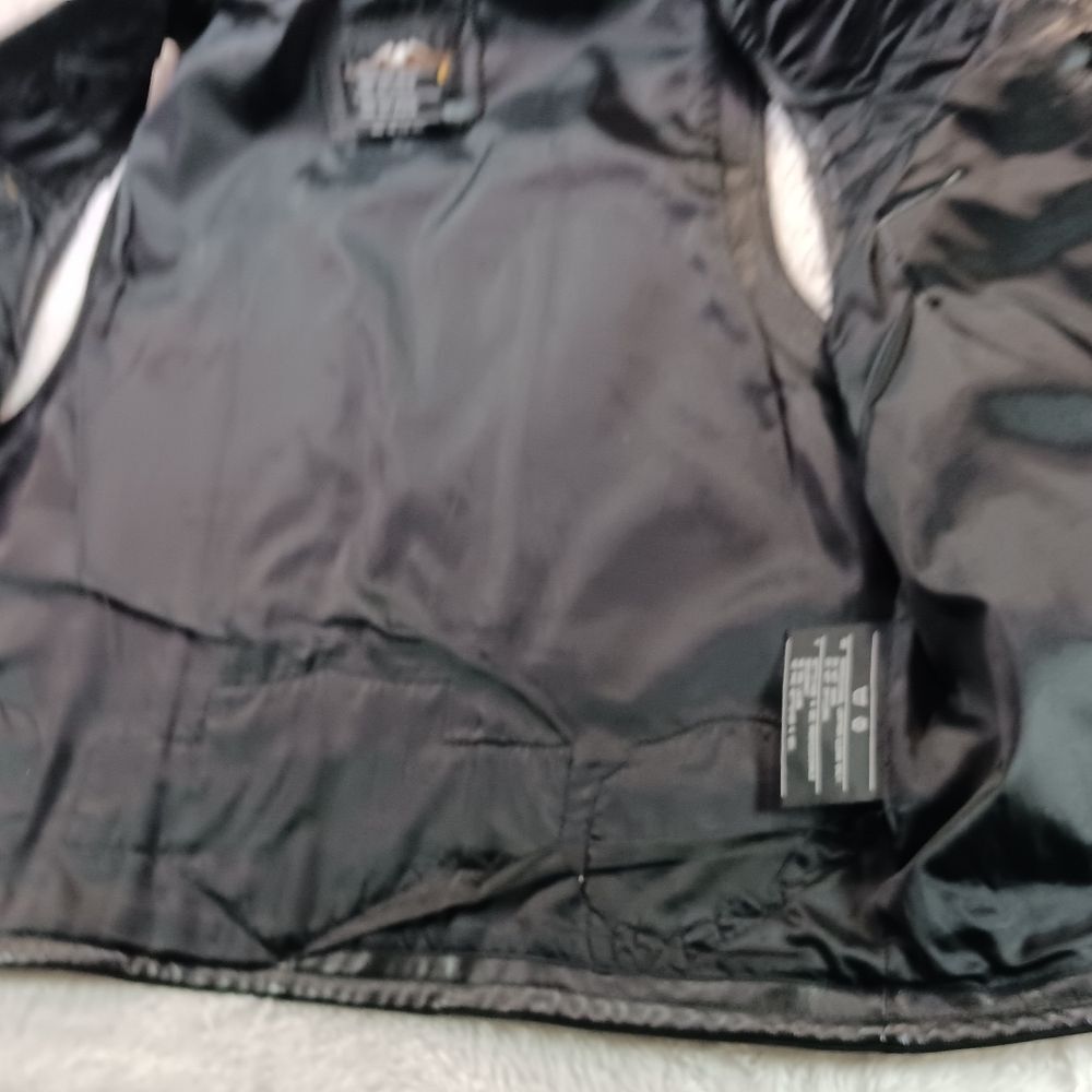 Harley-Davidson Men's Black Leather Biker Vest - Patches & Pins, USMC Veteran L. - Picture 13 of 16